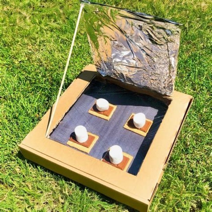 What are solar ovens made of?