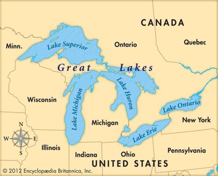 What are the great lakes in and around the northwest territory?