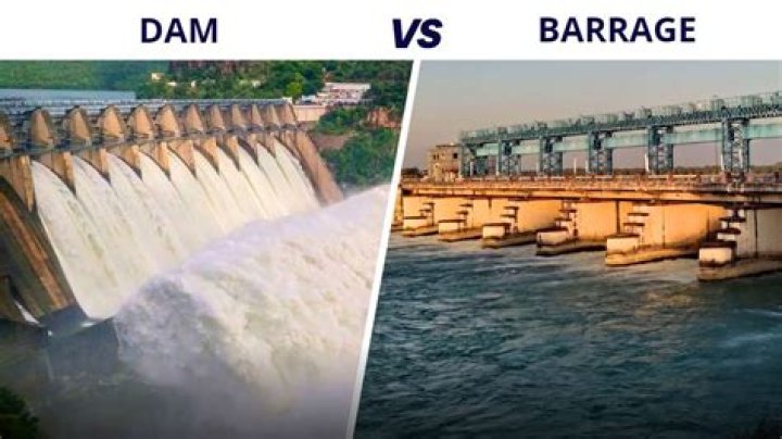 What are the main differences between run of the river dams and storage dams?