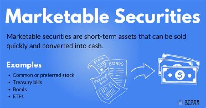 What are the risks associated with maintaining too much cash and marketable securities?