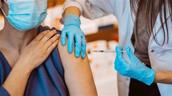 What are the side effects of this year's flu shot?