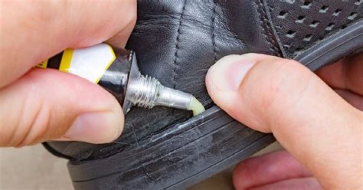What can I use to glue the sole of my shoe?