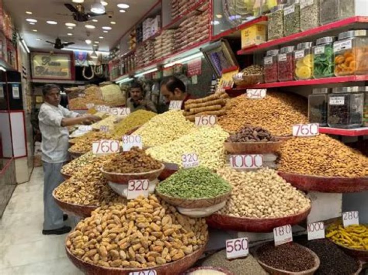 What city features Asia's largest spice market?