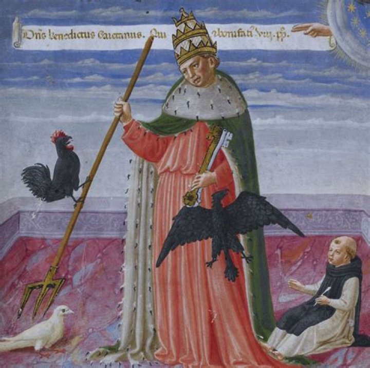 What claims did Boniface VIII make in UNAM Sanctam?
