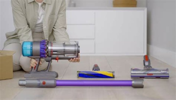 What discount do Dyson employees get?