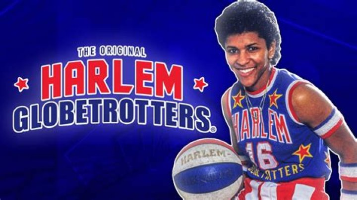 What do the Harlem Globetrotters do?