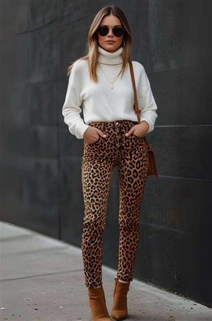What do you wear with animal print jeans?