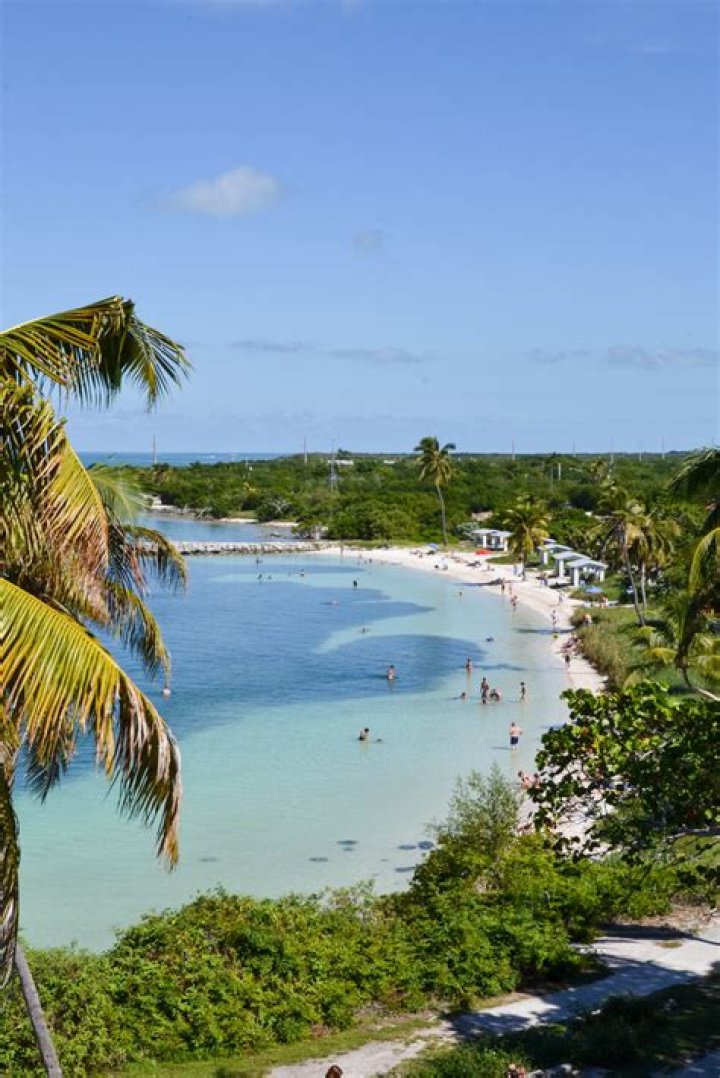 What does Bahia Honda mean?