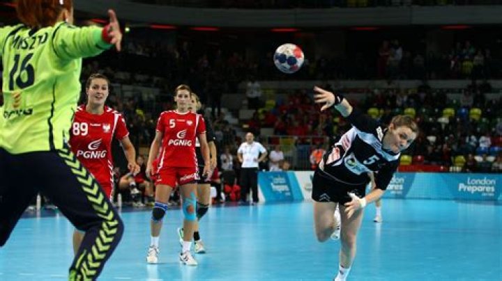 What does handball mean?