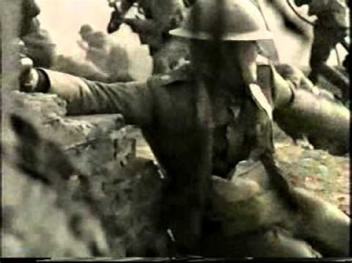 What does over the top mean ww1?
