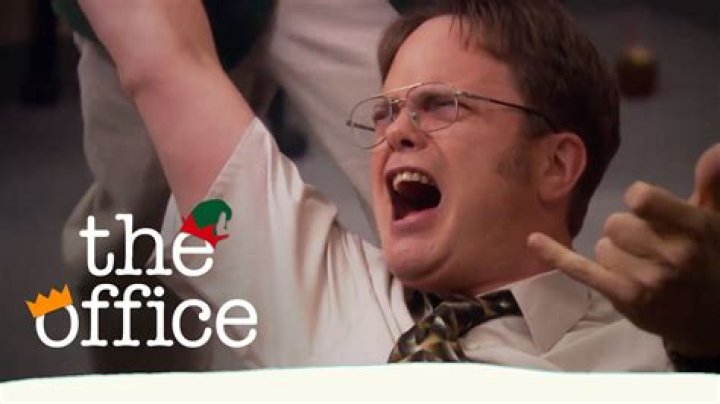 What episode does Dwight do Christmas?