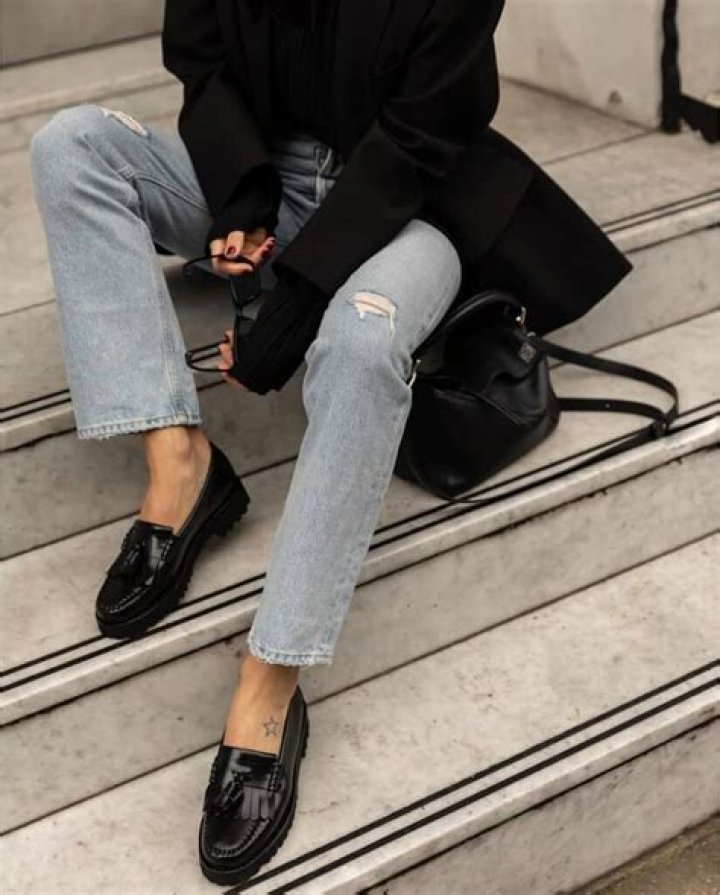 What goes well with loafers?