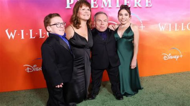 What happened to Warwick Davis Children?
