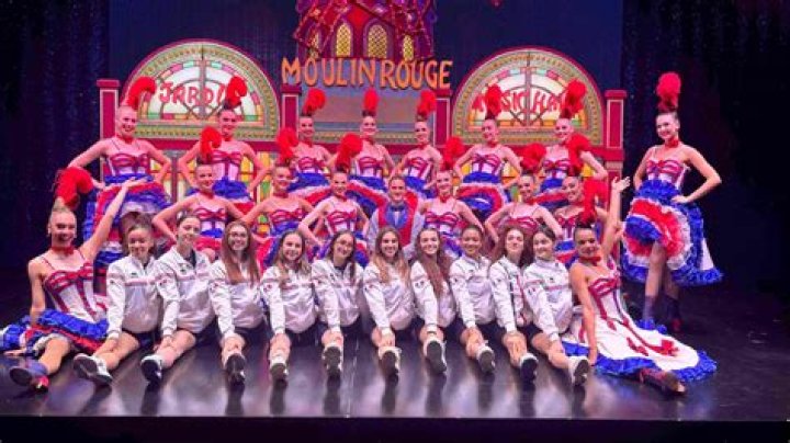 What happens at Moulin Rouge?