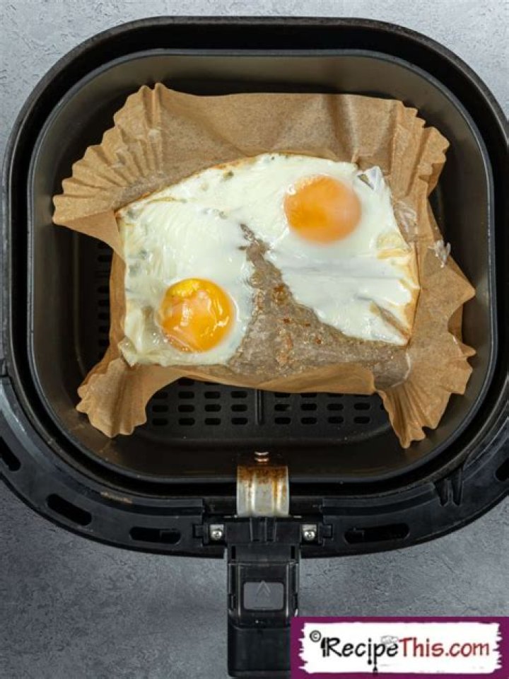 What happens when you put an egg in an air fryer?