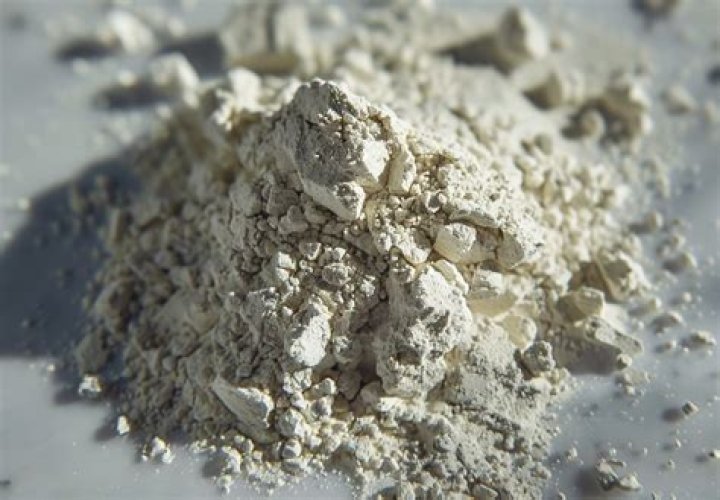 What has cerium oxide?