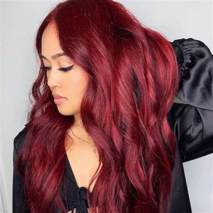What highlight goes with red hair?