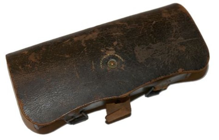 What is a civil war cartridge box?