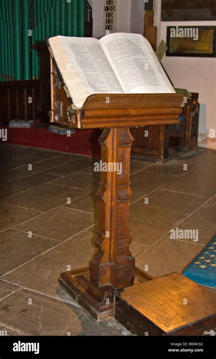 What is a lectern Bible?
