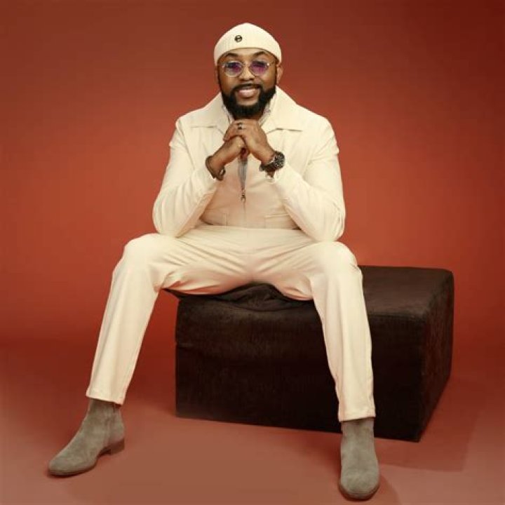 What is Banky W net worth?