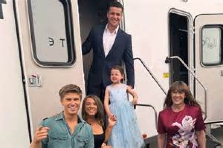 What is Bindi Irwins daughter name?