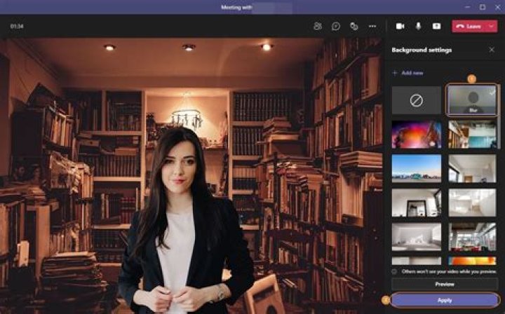 What is blur in Microsoft teams?