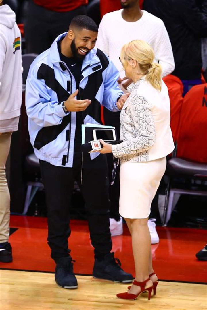 What is Doris Burke worth?