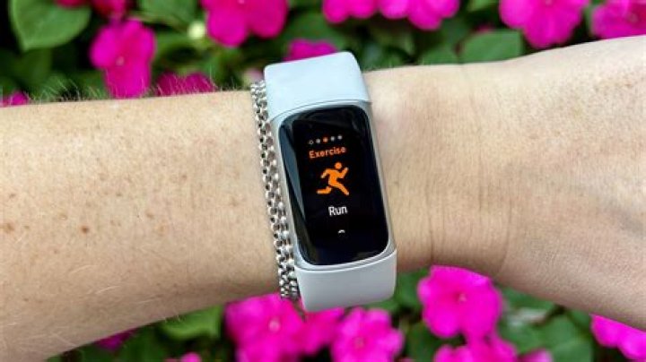 What is Fitbit Smart Track?