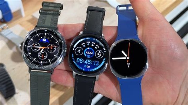What is Galaxy watch Le?
