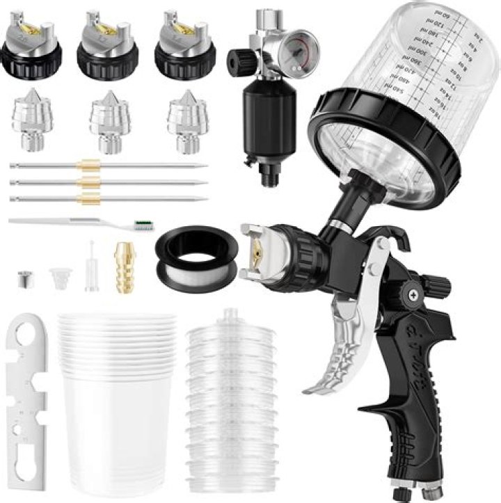 What is gravity feed spray gun?