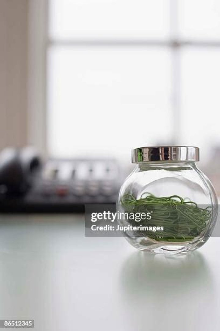 What is paperclip jar?