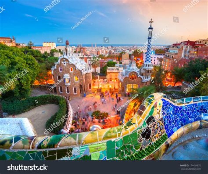 What is Park Guell famous for?