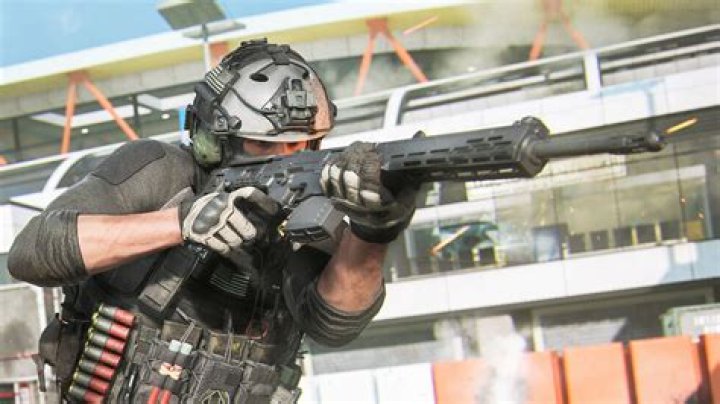 What is tactical equipment in Call of Duty?