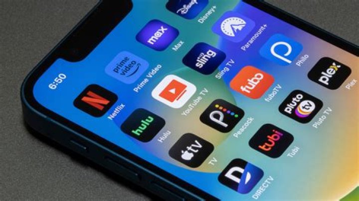 What is the best app for watching free movies on iPad?