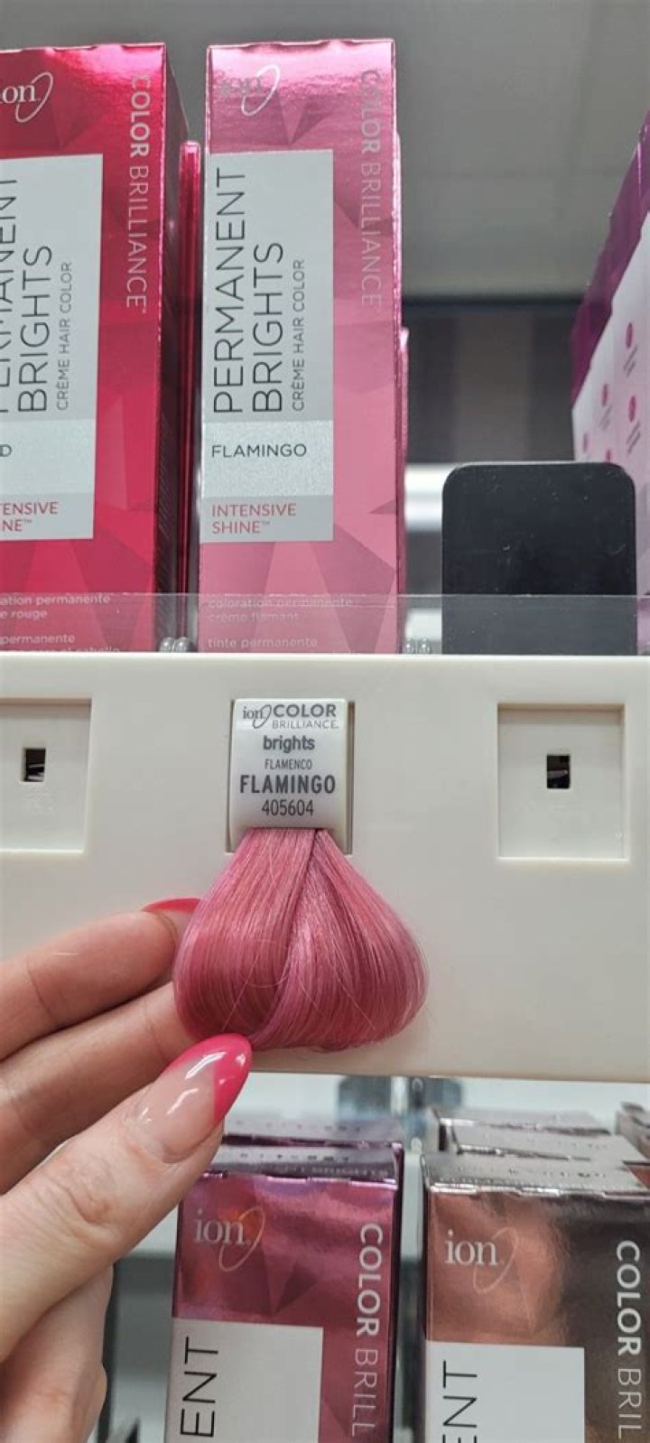 What is the best permanent pink hair dye?