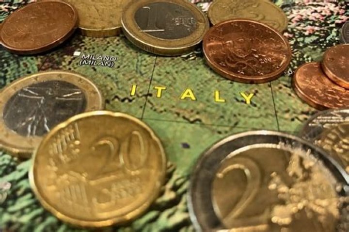 What is the currency in Italy?