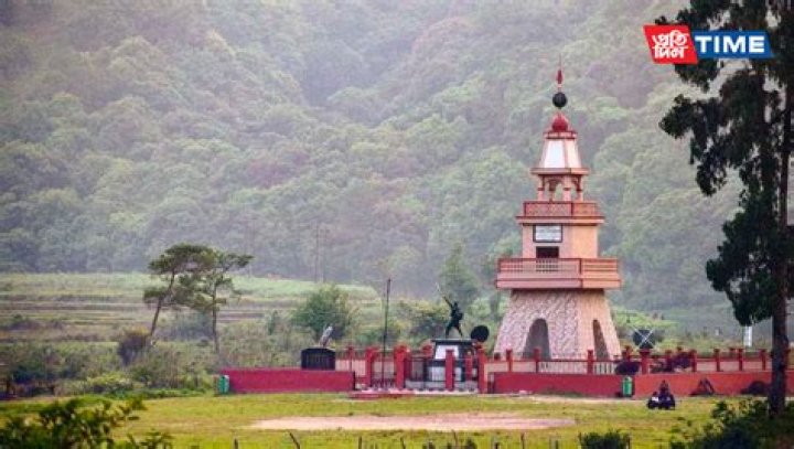 What is the famous monument of Meghalaya?