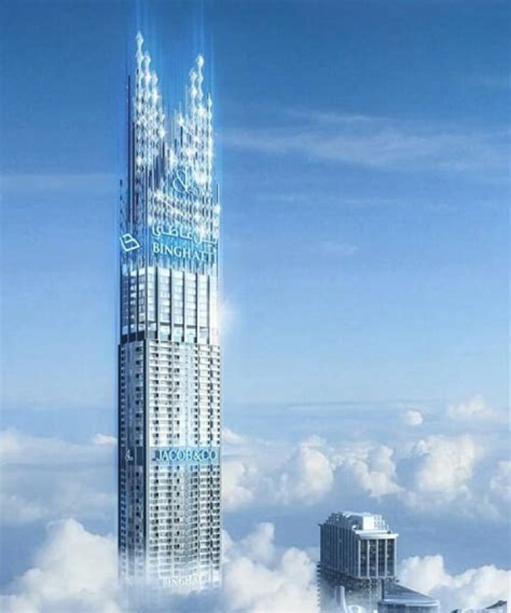 What is the latest record breaking building to be unveiled in Dubai?
