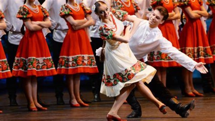 What is the Russian folk dance called?