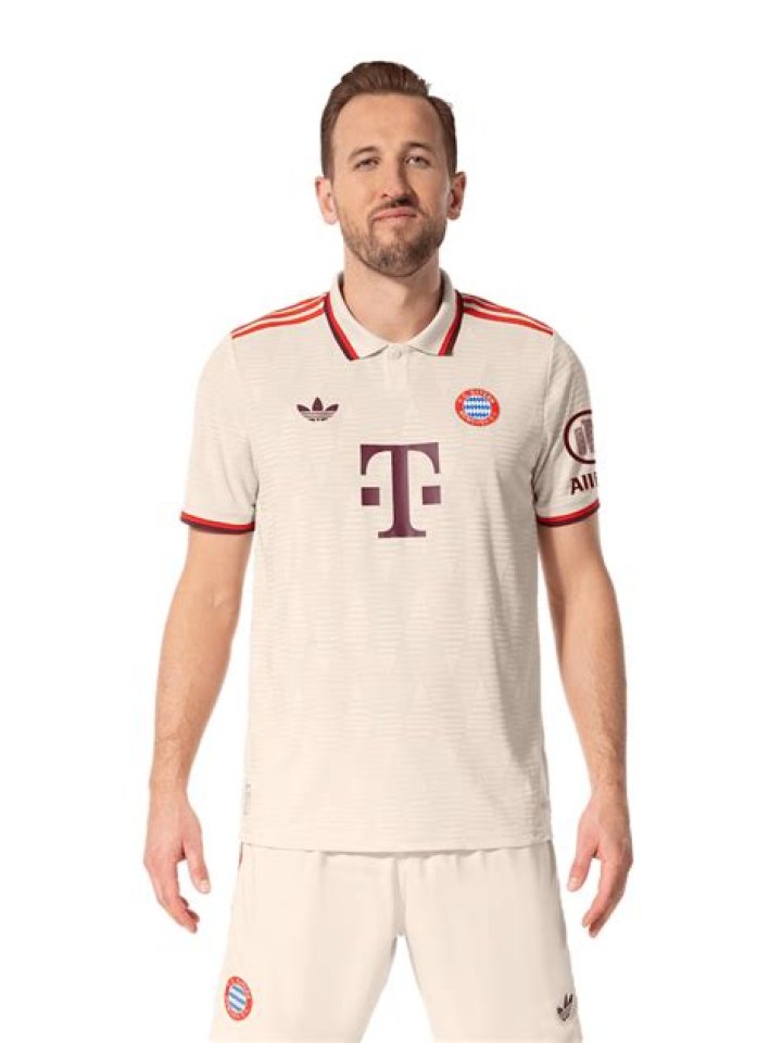 What is the T on Bayern Munich jersey?