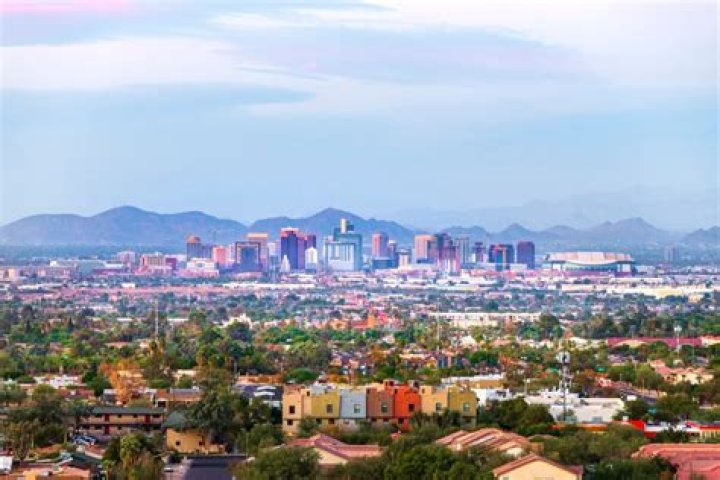 What is the warmest city in Arizona in December?