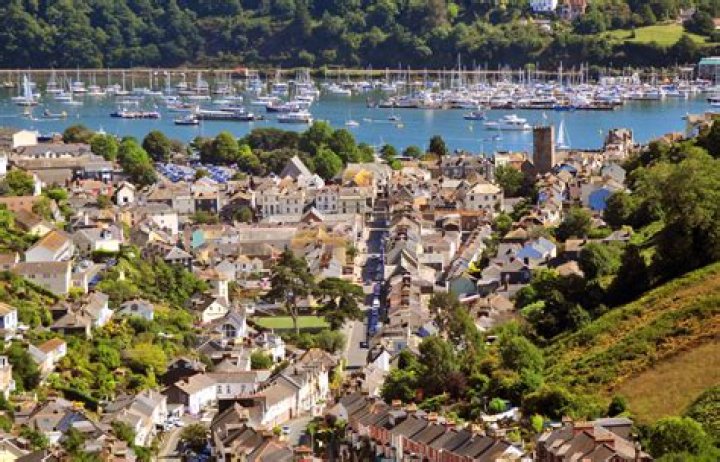 What is there to do in Dartmouth?