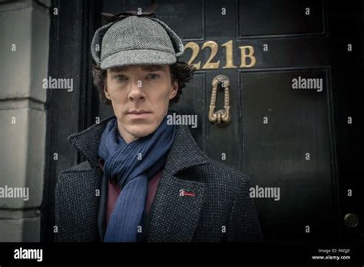 What kind of cape did Sherlock Holmes wear?