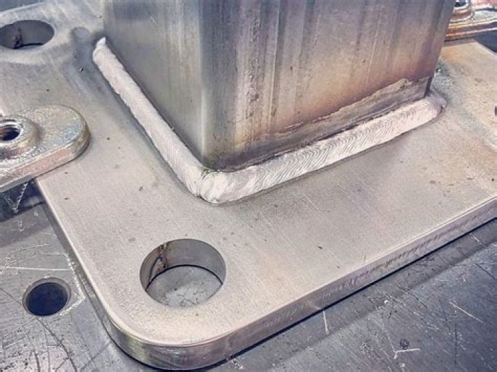 What kind of tank do I need for MIG welding?