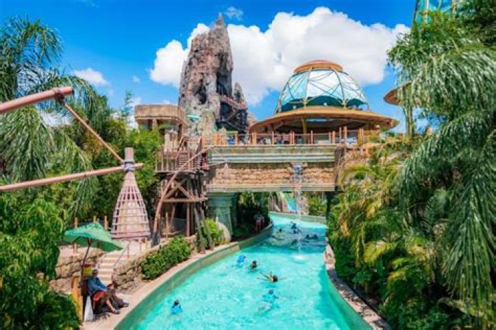 What makes volcano bay different?