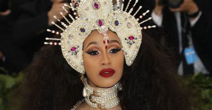 What makeup does Cardi B use?