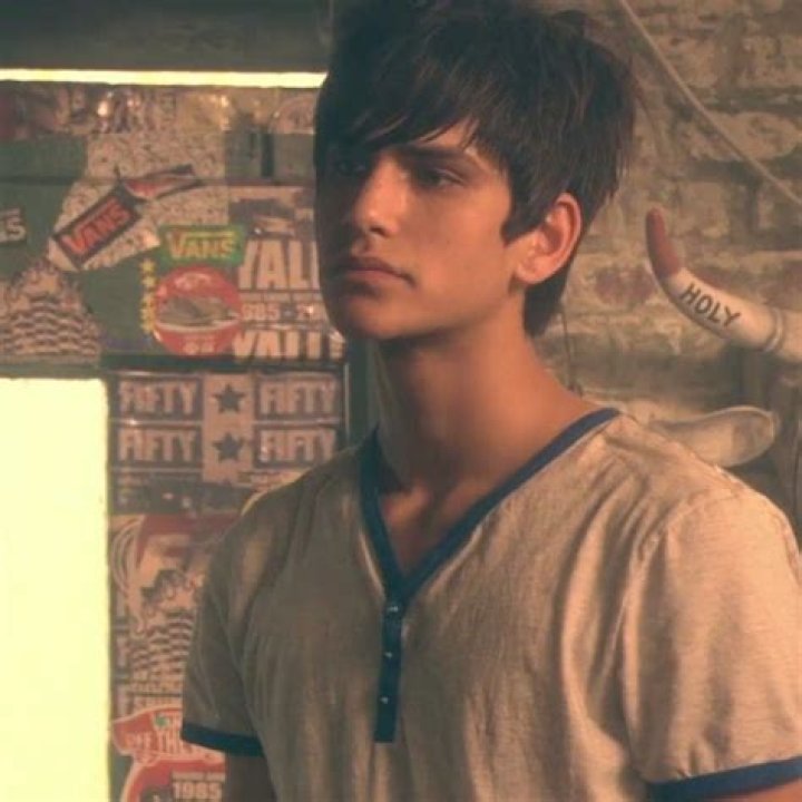 What race is Freddie from Skins?