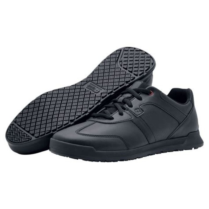 What Stores Sell Shoes for Crews?
