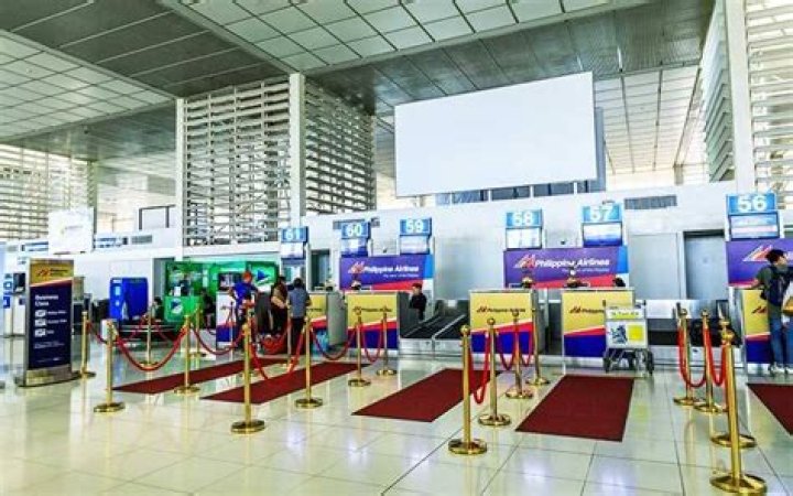 What time do pal check-in counters open?