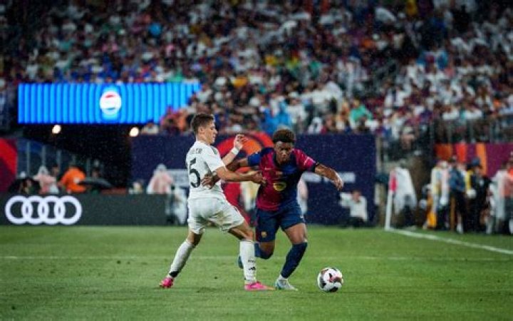 What time is El Clasico kickoff?